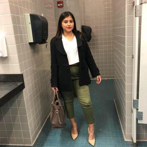 Meet your Posher, Ashley